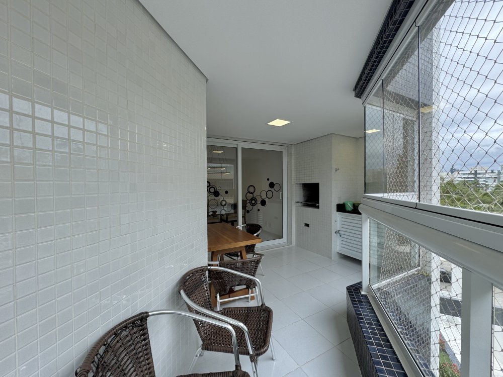 Apartamento - Venda - Riviera de So Loureno - Bertioga - SP